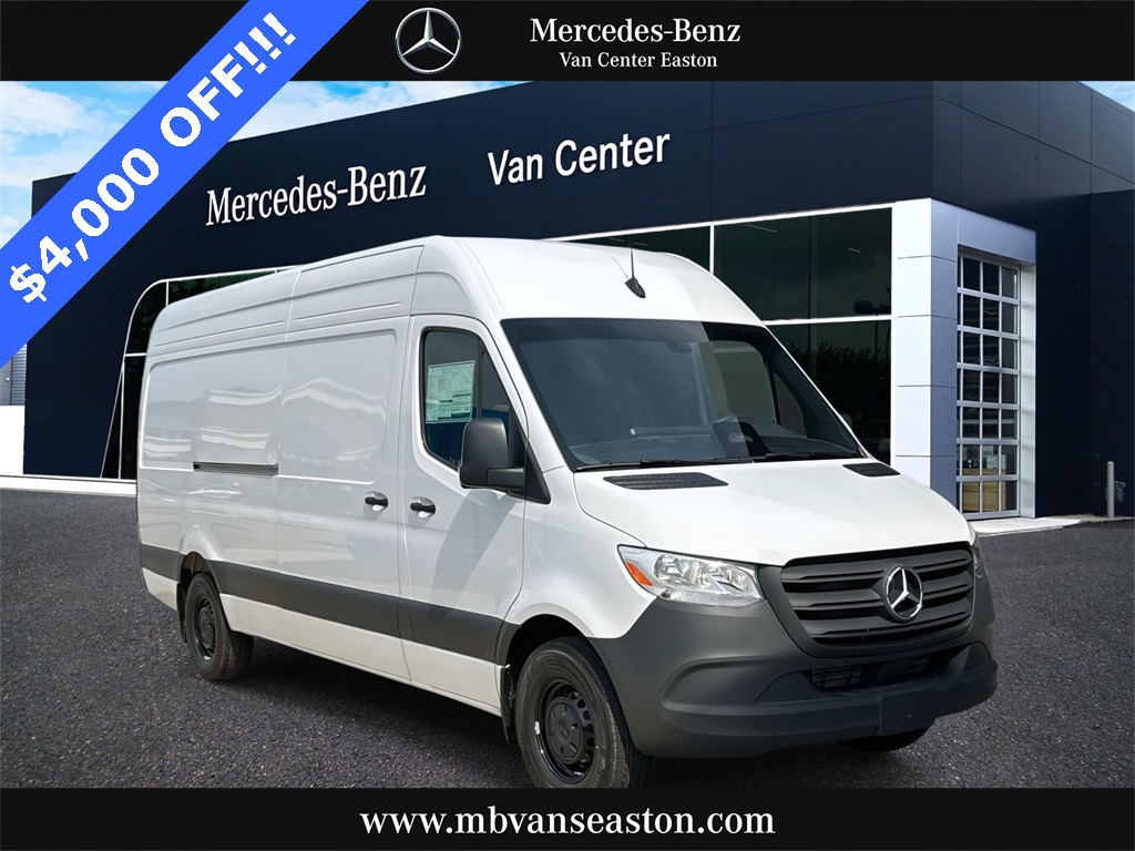 2025 Mercedes-Benz Sprinter Cargo Van Base's photo