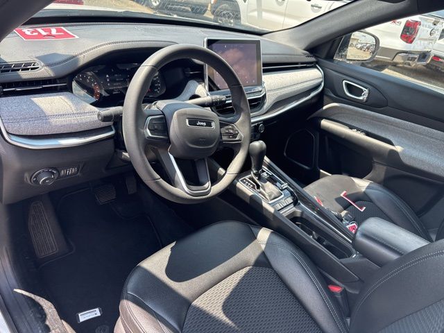 2024 Jeep Compass Latitude photo 7