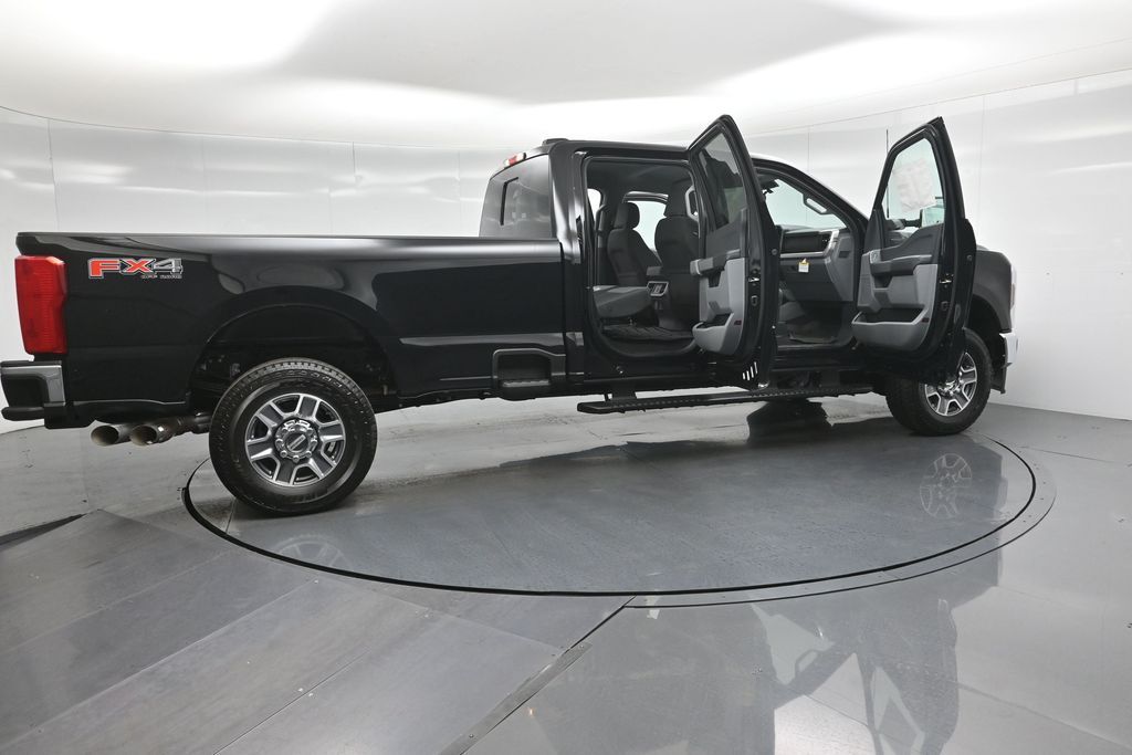 2025 Ford F-350 Super Duty XLT