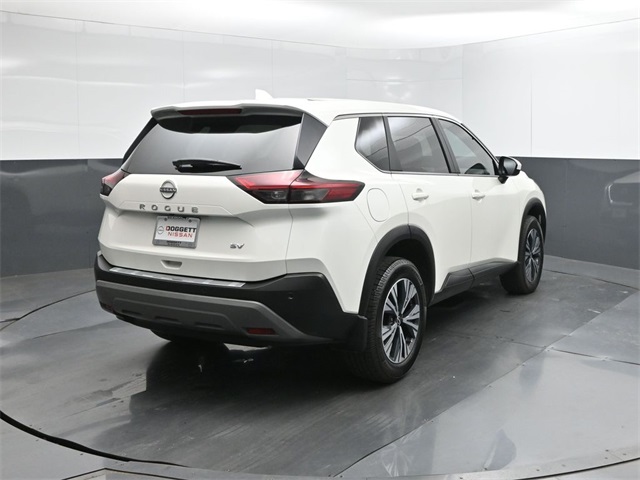 2023 Nissan Rogue SV photo 10