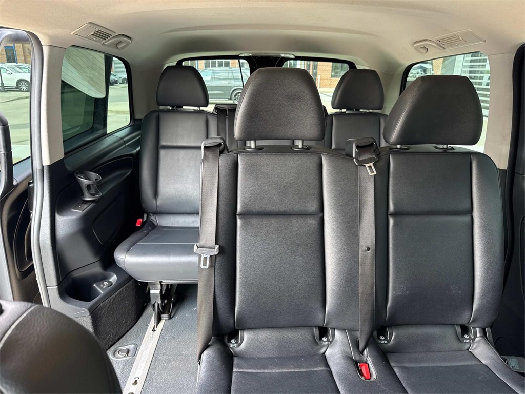 2018 Mercedes Benz Metris Passenger photo 15