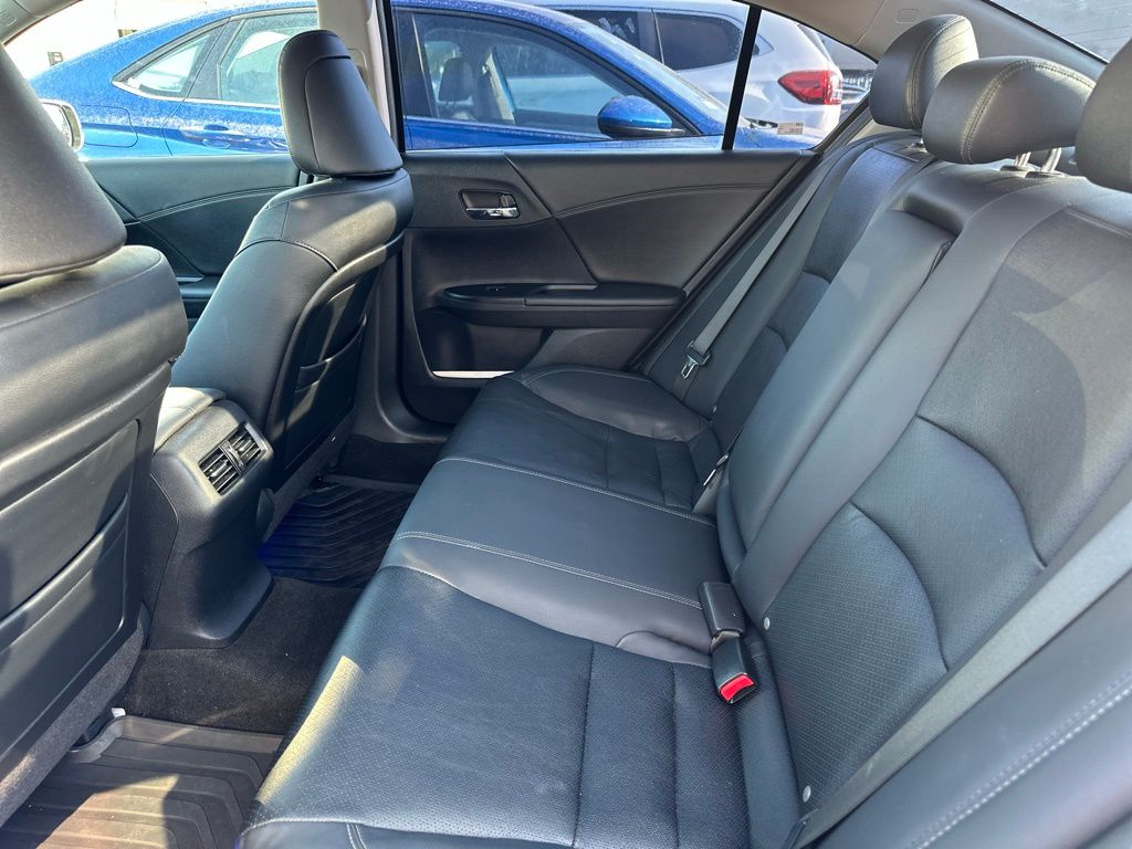 2013 Honda Accord EX-L photo 10