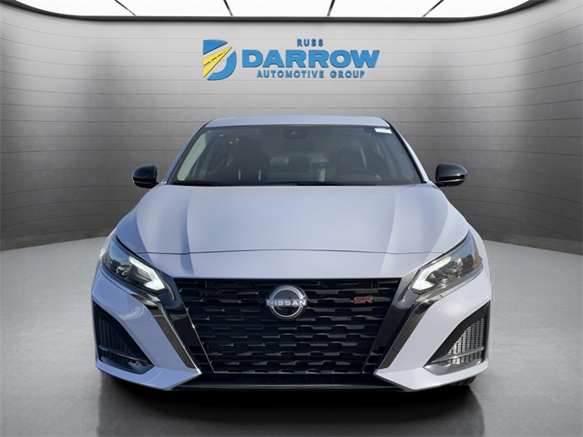 2025 Nissan Altima 2.5 SR photo 8