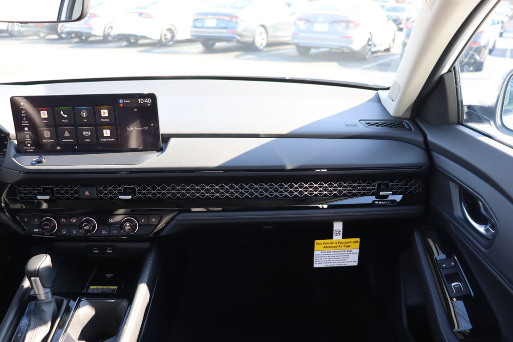 2025 Honda Accord Hybrid Touring photo 16