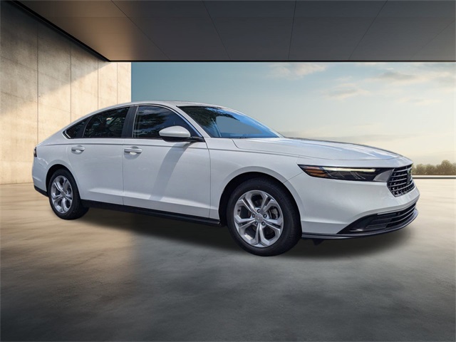 2025 Honda Accord LX photo 2