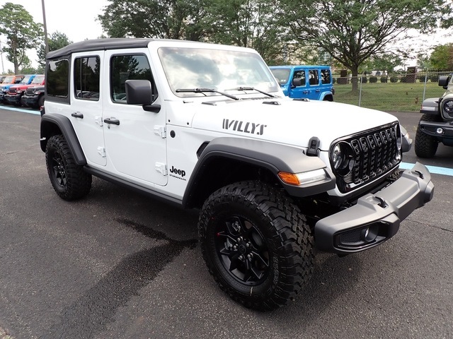 2025 Jeep Wrangler Willys photo 7