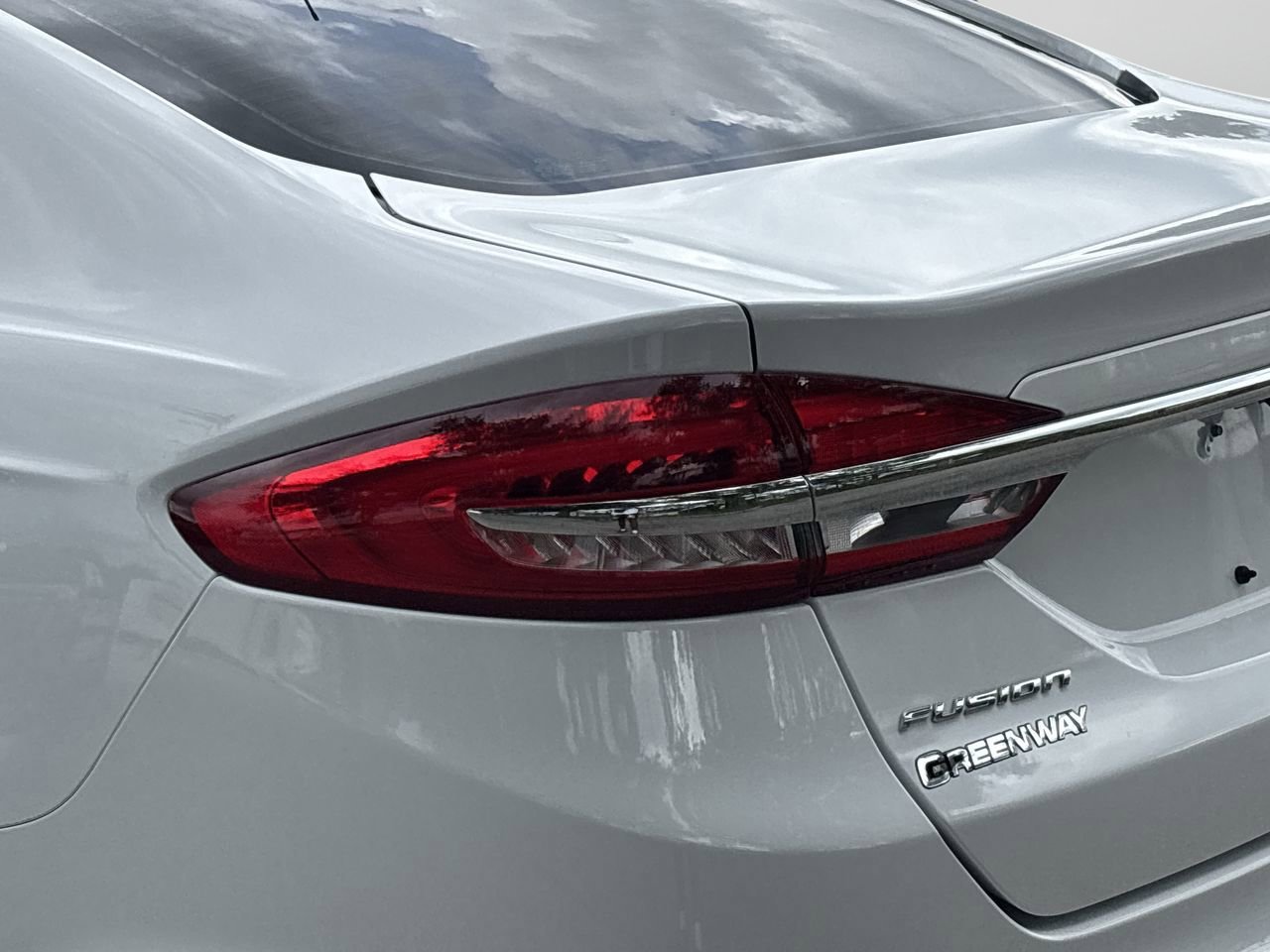 2018 Ford Fusion Hybrid S photo 7