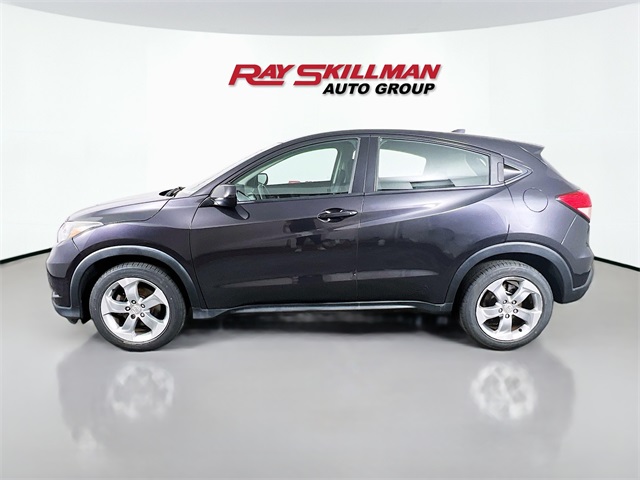 2017 Honda HR-V LX photo 4