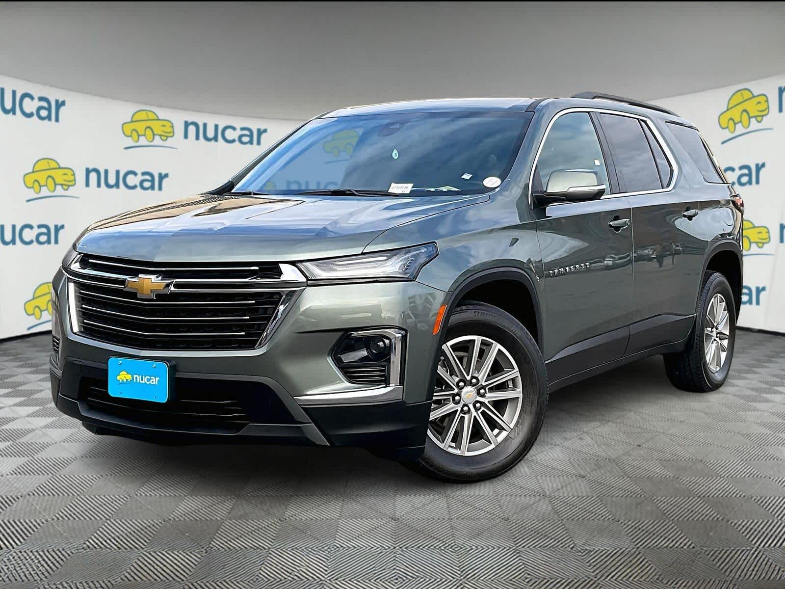 2023 Chevrolet Traverse Leather photo 2