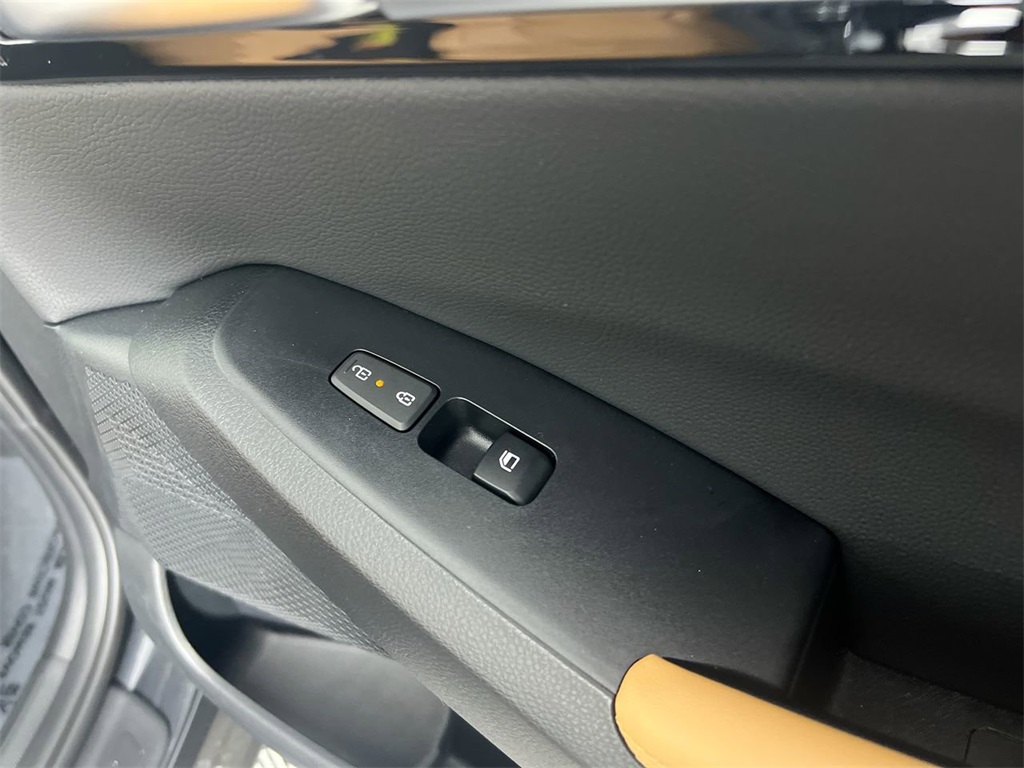 2025 Kia Seltos EX photo 26