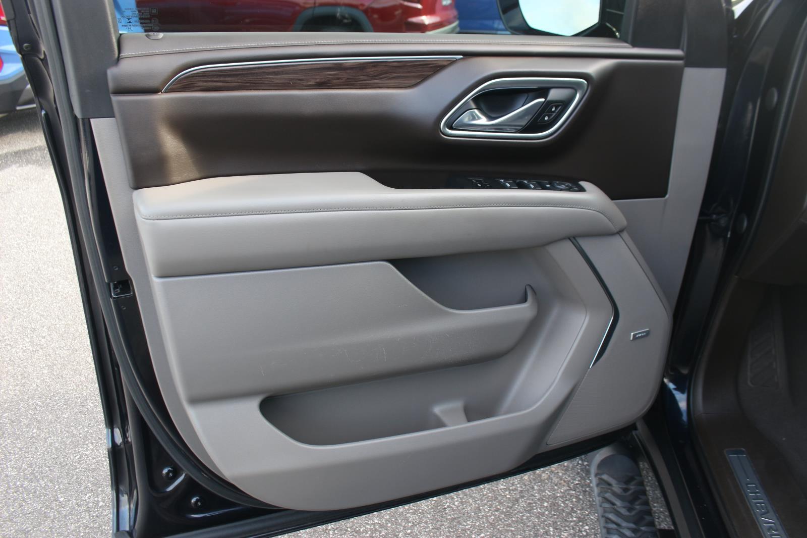 2021 Chevrolet Tahoe Z71 photo 12