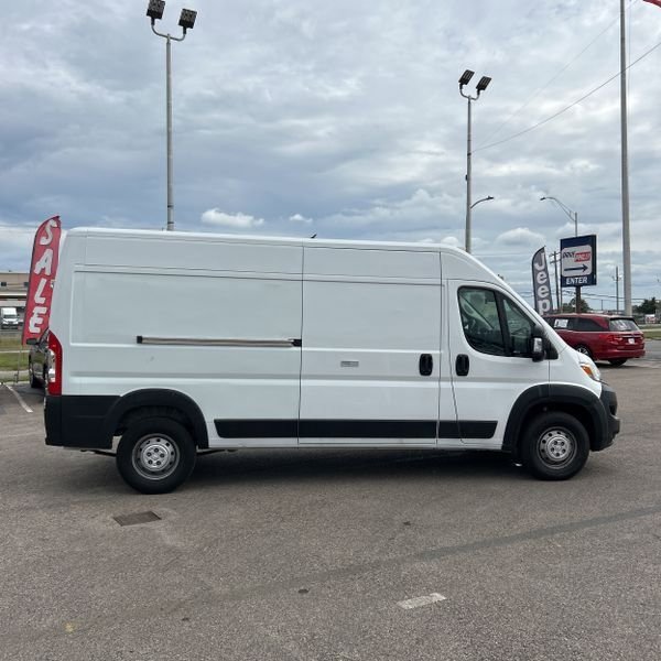 2023 Ram ProMaster 2500 photo 3