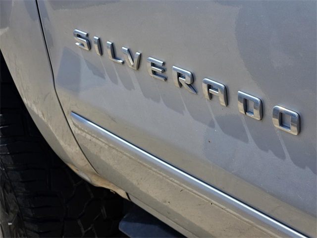 2015 Chevrolet Silverado 1500 LT photo 6