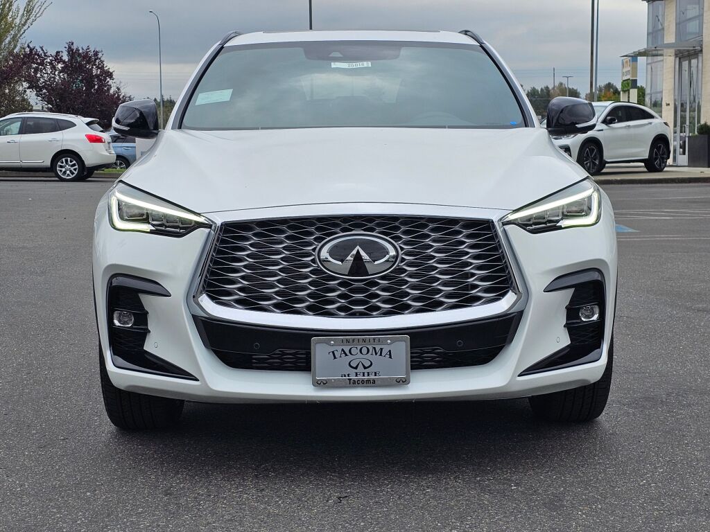 2025 Infiniti QX55 Essential photo 2