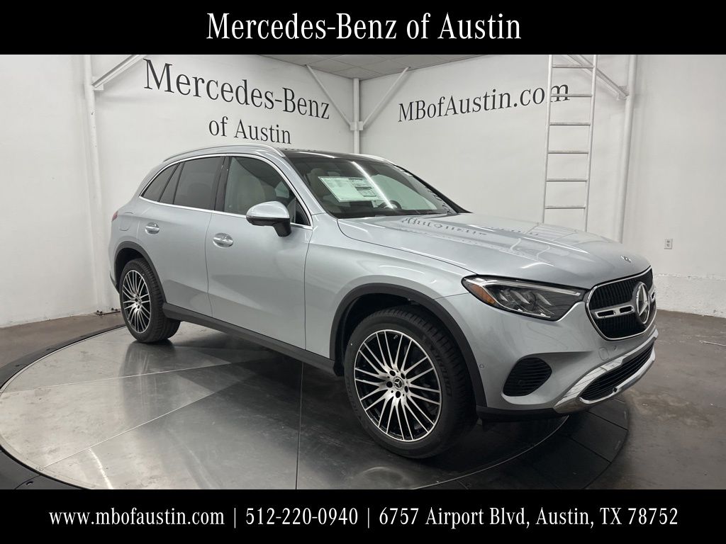 2026 Mercedes-Benz GLC Base's photo