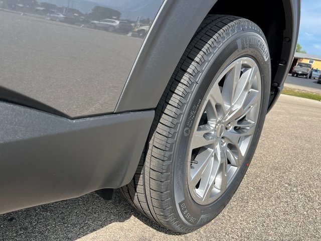 2025 Ford Explorer photo 9
