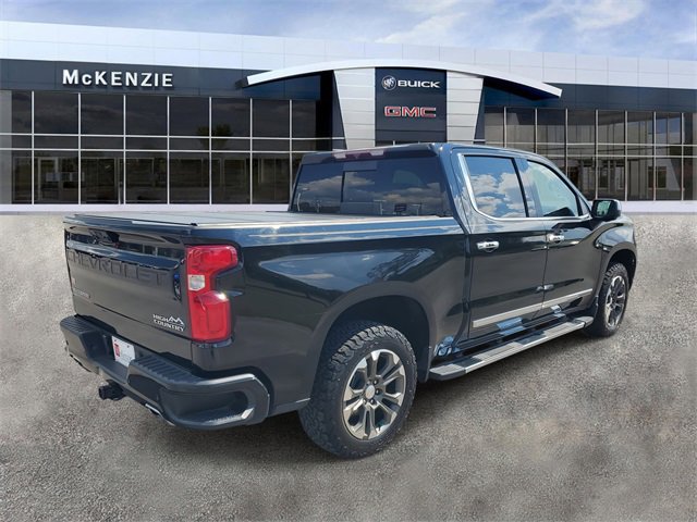 2022 Chevrolet Silverado 1500 High Country photo 4