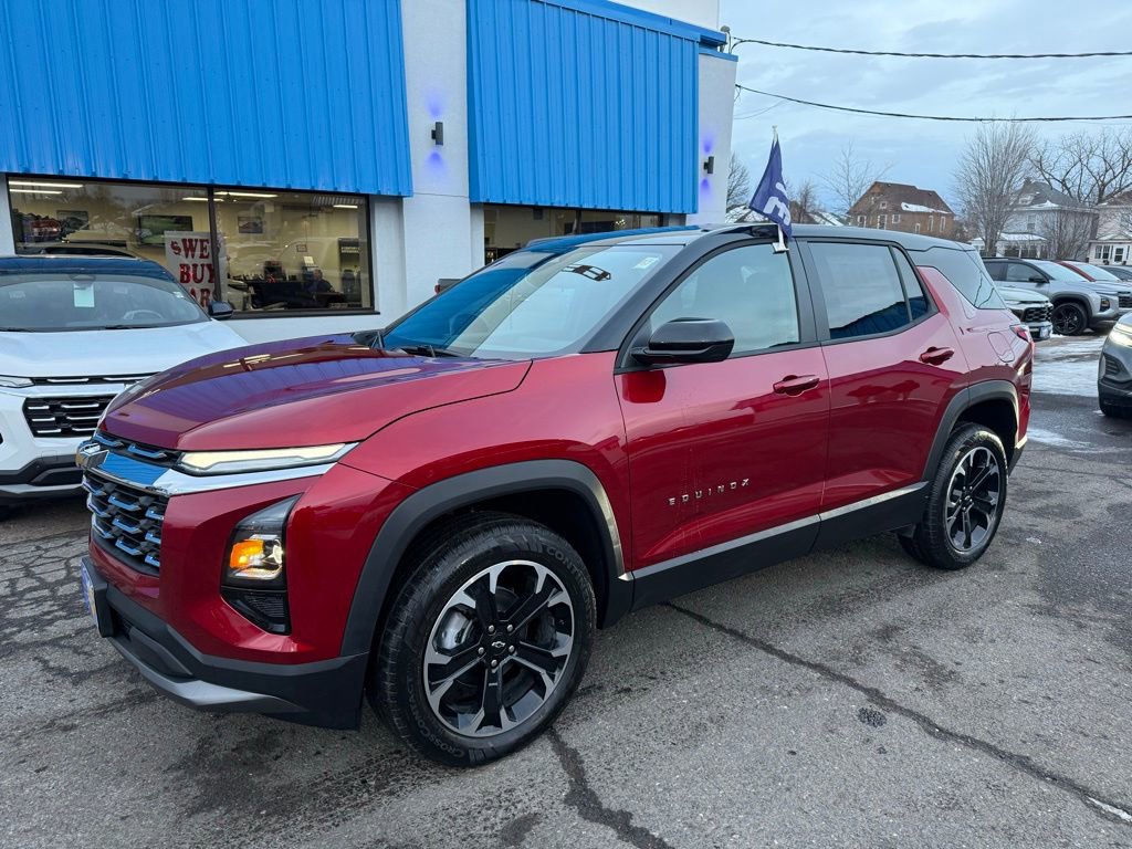 2026 Chevrolet Equinox LT's photo