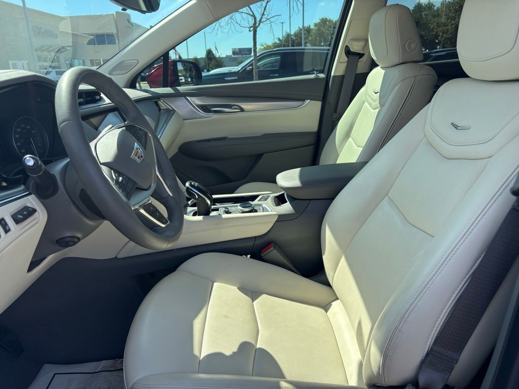 2024 Cadillac XT5 Premium Luxury photo 5