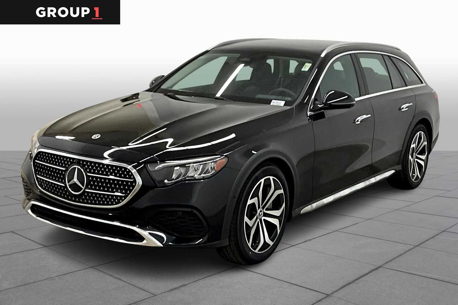 2025 Mercedes-Benz E-Class E450 All-Terrain's photo