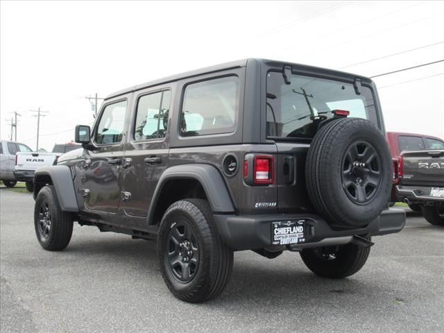 2025 Jeep Wrangler Sport photo 4