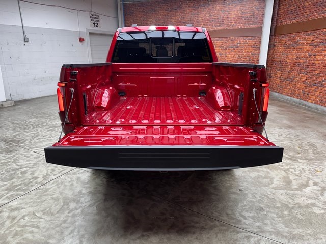 2025 Ford F-150 Lariat photo 25