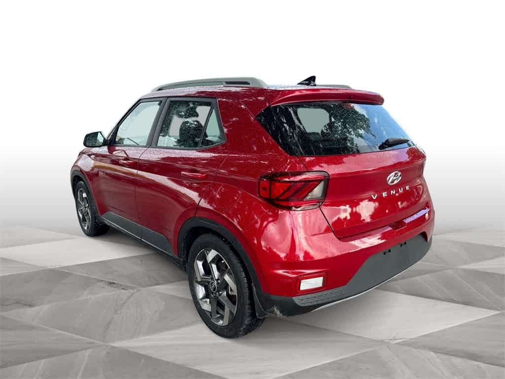 2022 Hyundai Venue SEL Limited photo 5
