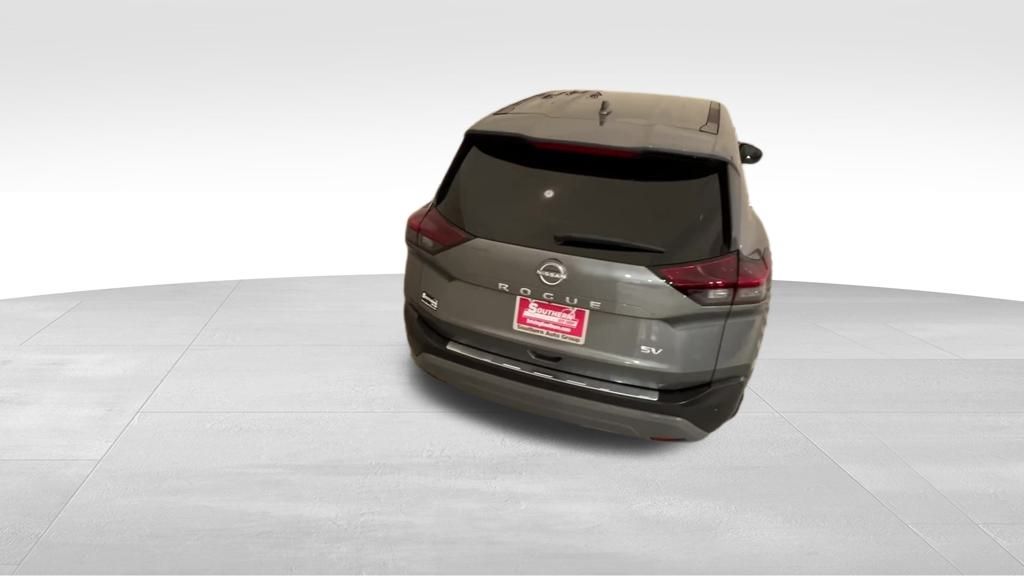 2023 Nissan Rogue SV photo 4