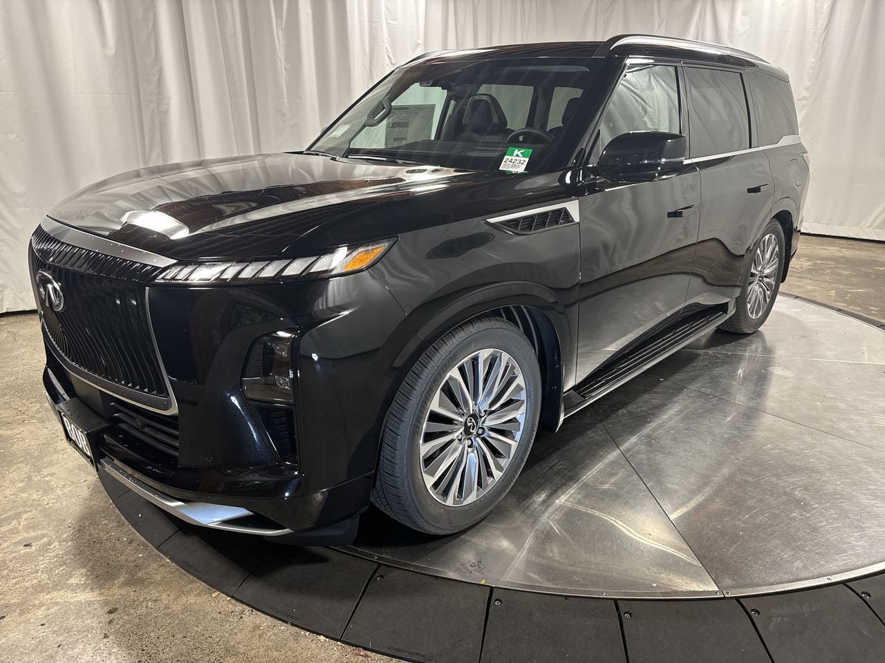 2025 INFINITI QX80 Sensory 4WD's photo