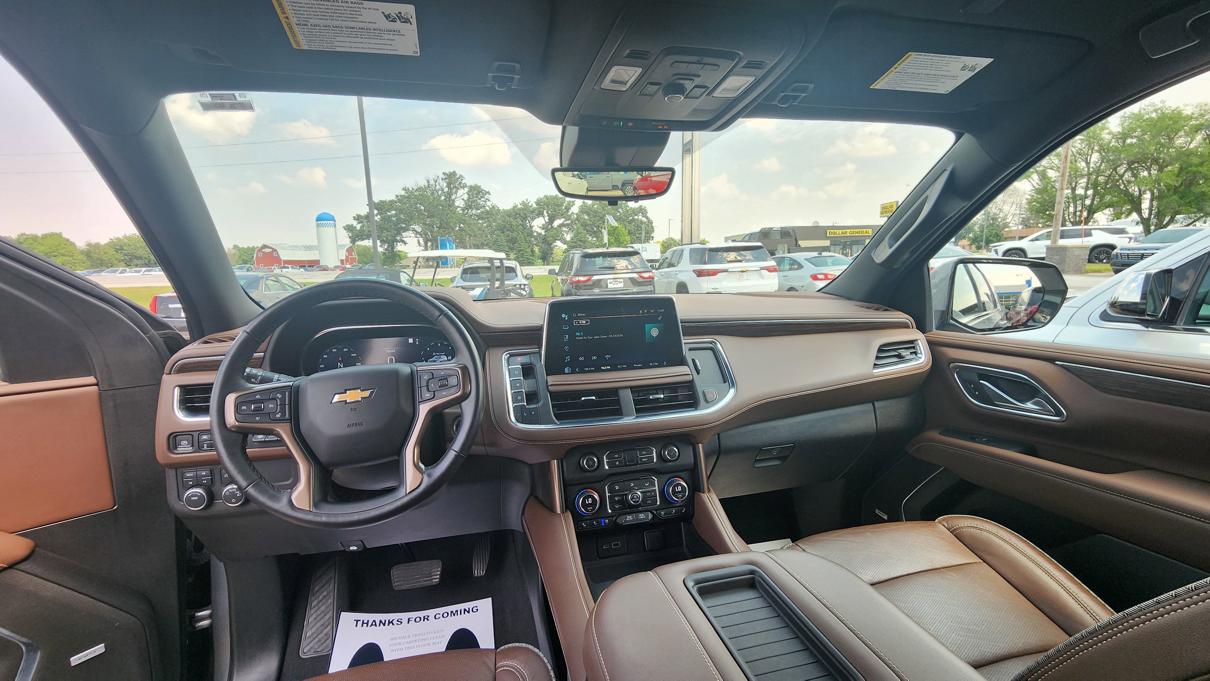 2023 Chevrolet Suburban High Country photo 10