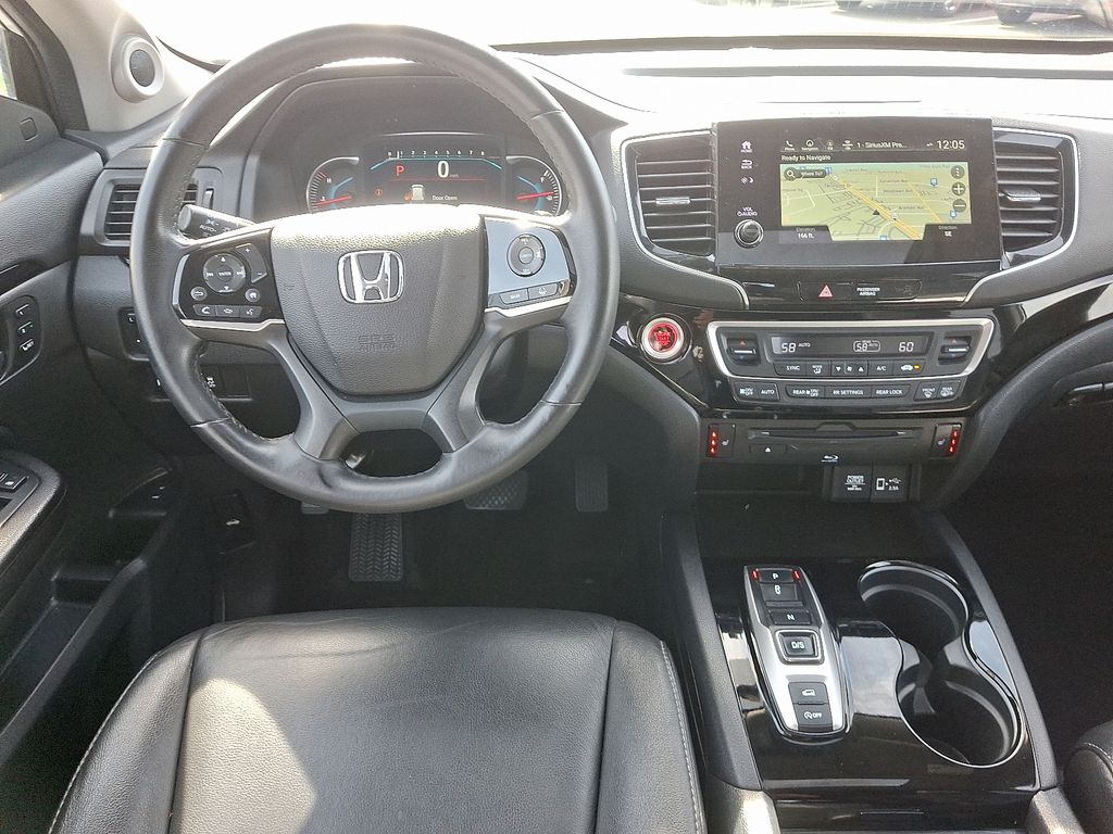 2022 Honda Pilot Touring photo 13