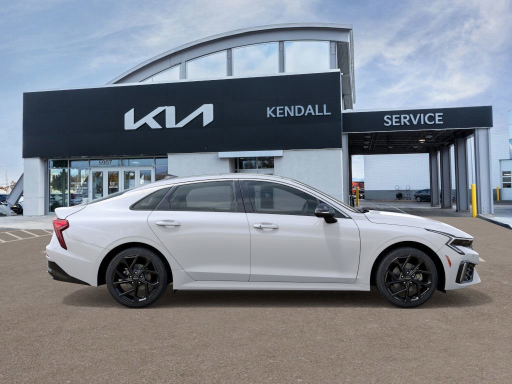 2026 Kia K5 GT-Line photo 6