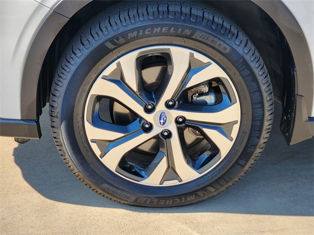 2020 Subaru Outback Limited photo 8