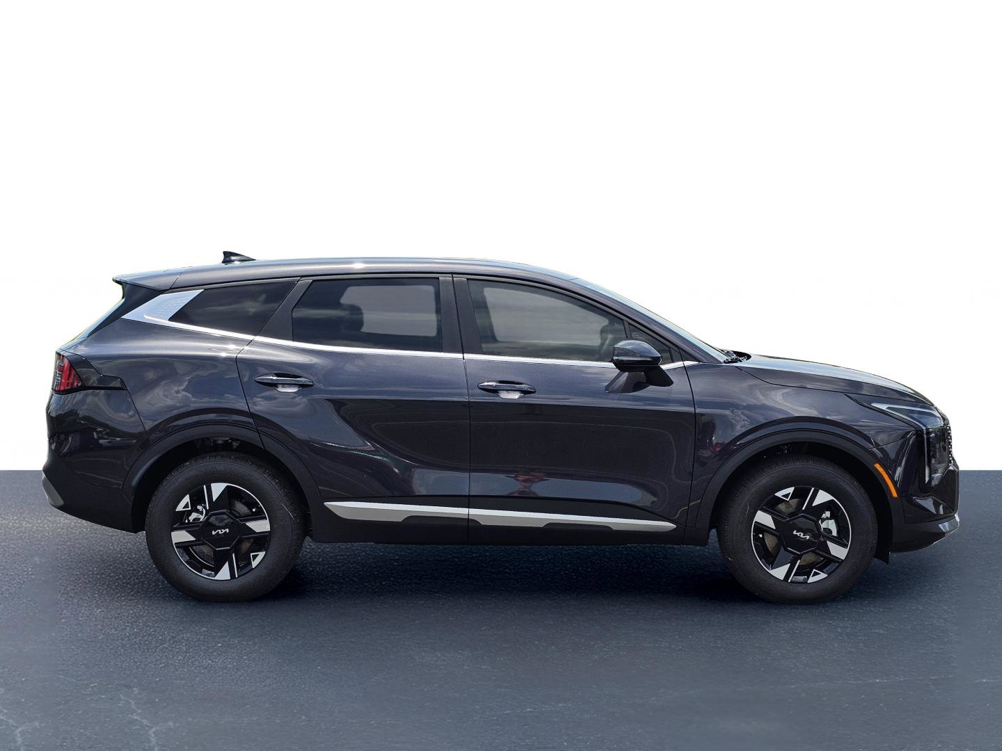 2026 Kia Sportage LX photo 2