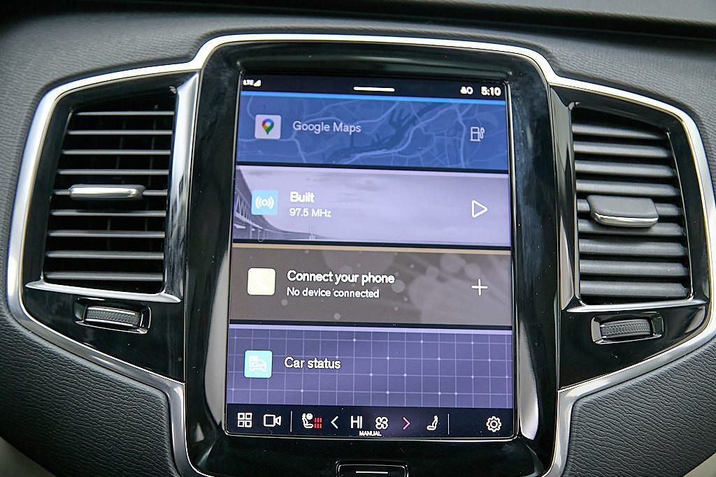 2023 VOLVO XC90 - Image 29