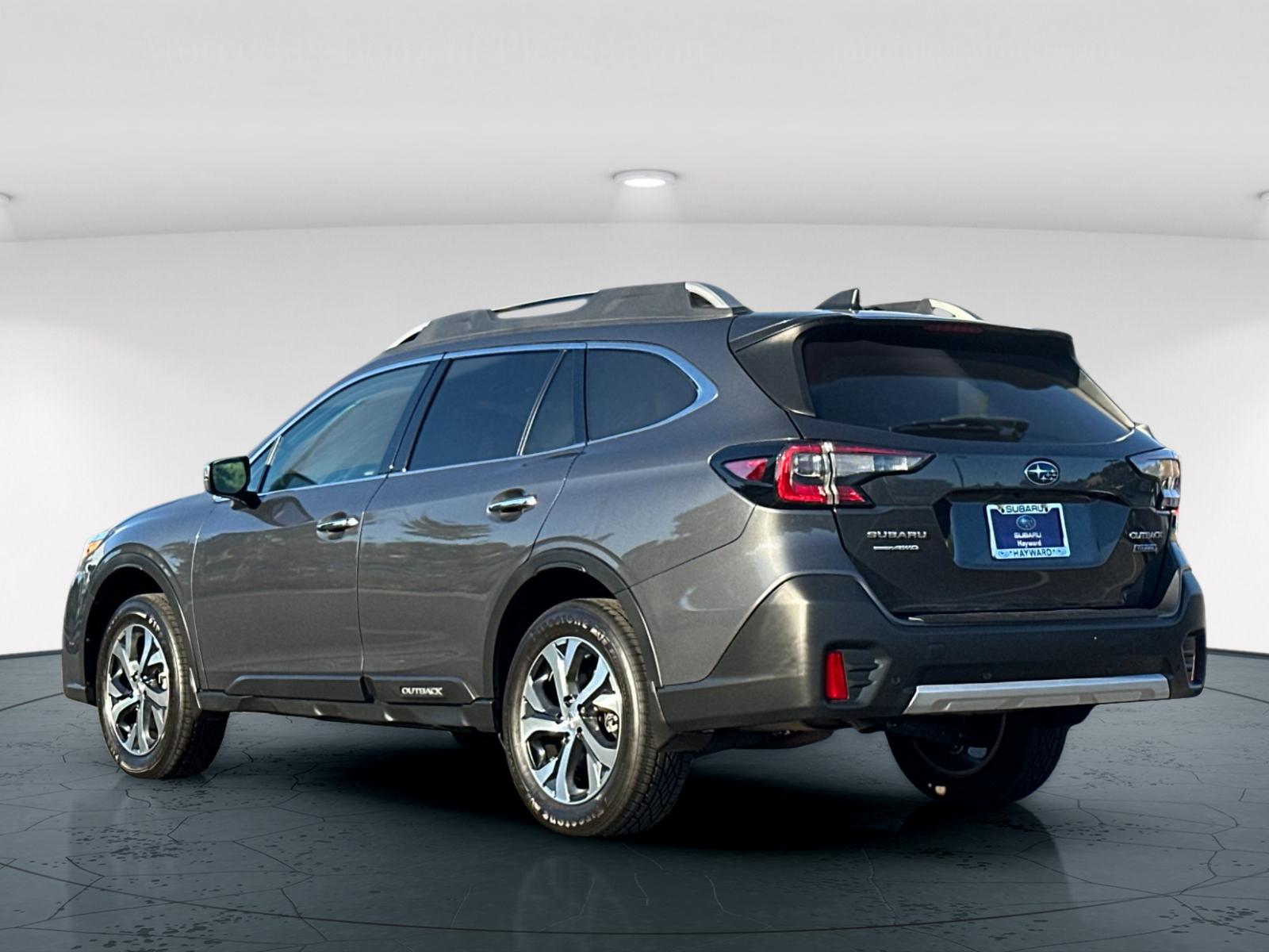 2020 Subaru Outback Touring photo 4