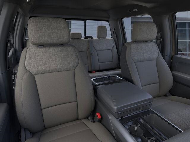 2025 Ford F-150 XLT photo 9