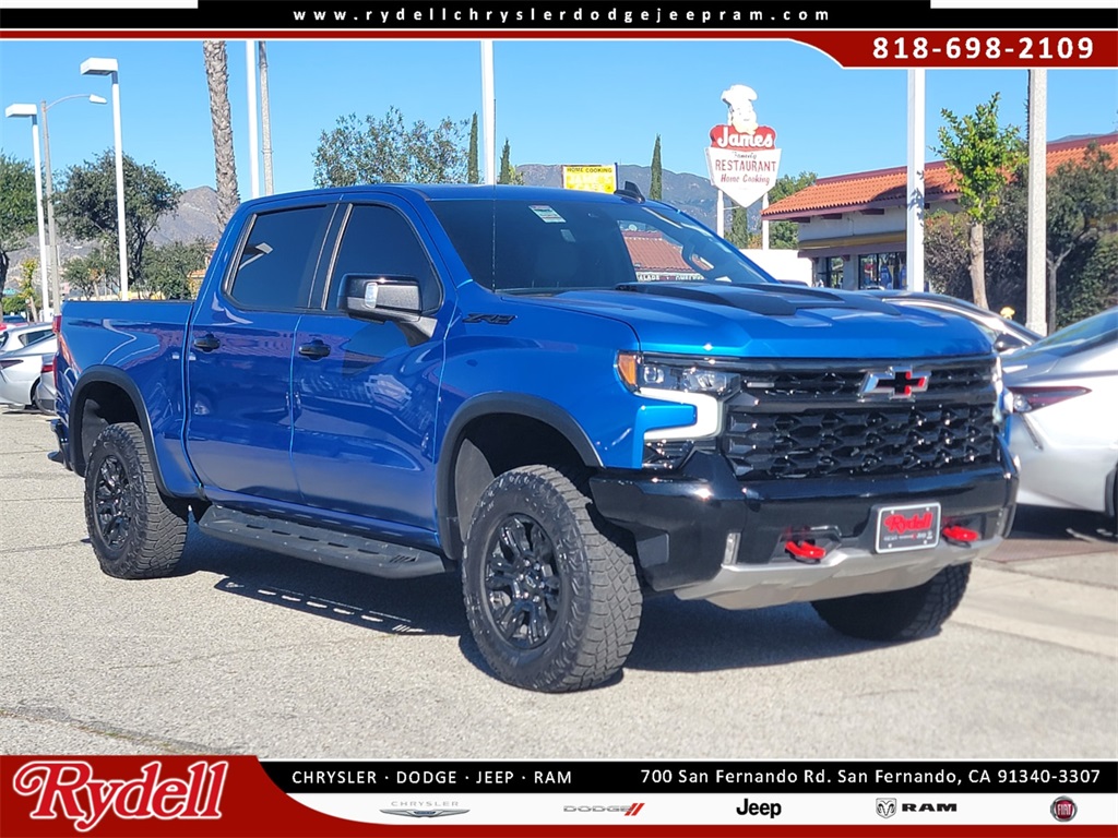 2024 Chevrolet Silverado 1500 ZR2's photo