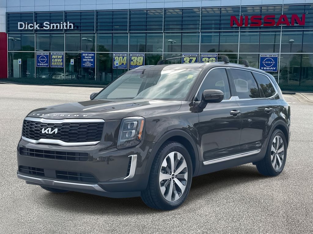 2022 Kia Telluride EX photo 2