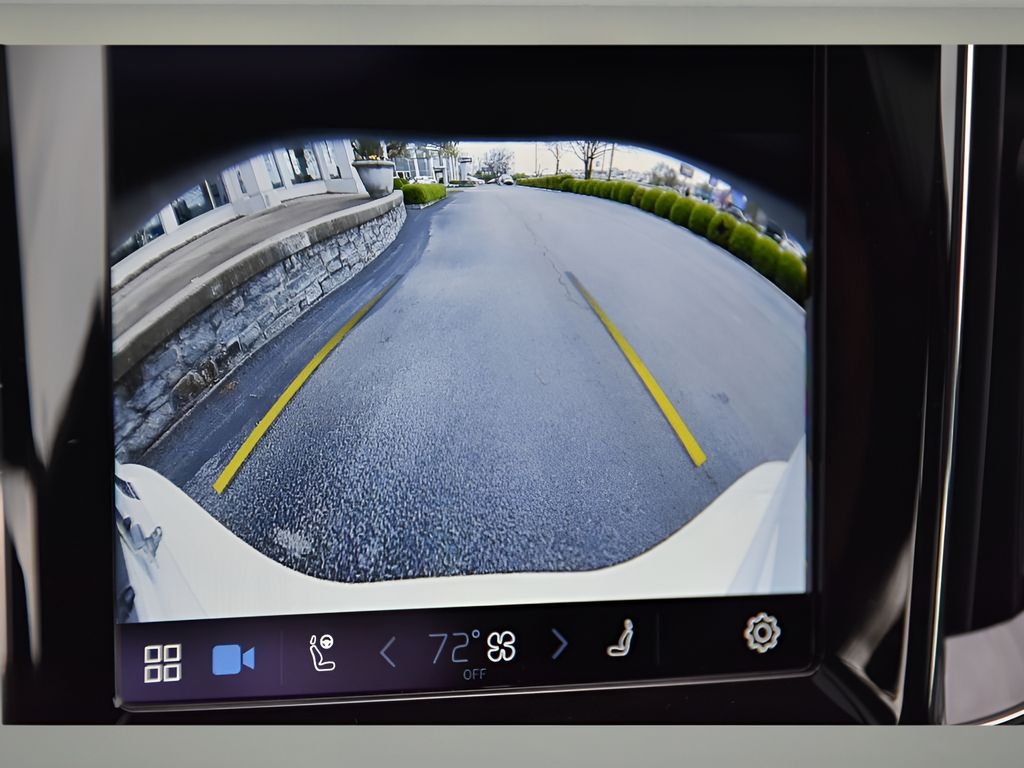 2024 Volvo S60 B5 Core photo 19