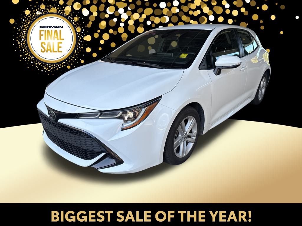 2022 Toyota Corolla Hatchback SE's photo