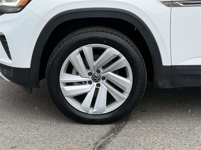 2022 Volkswagen Atlas Cross Sport V6 SE Technology photo 10