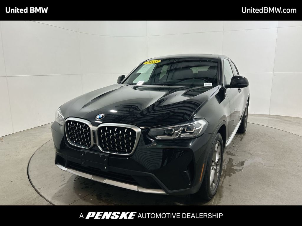 2023 BMW X4 30i's photo