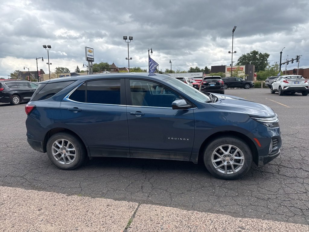 2024 Chevrolet Equinox LT photo 5