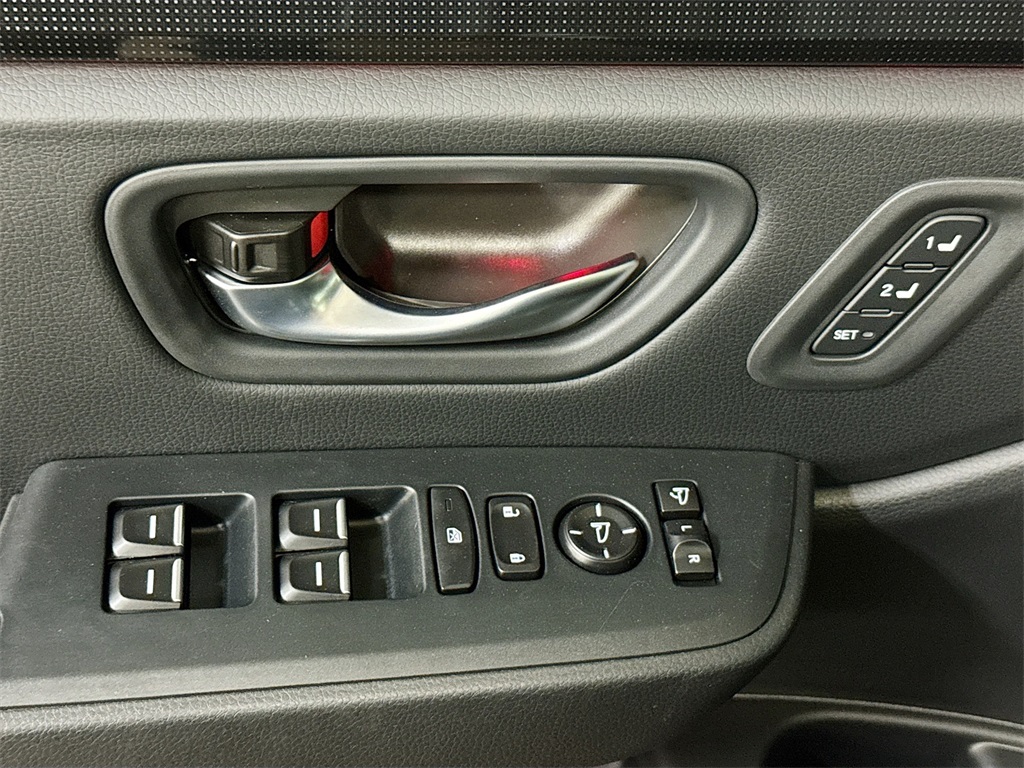 2025 Honda Pilot Black Edition photo 16
