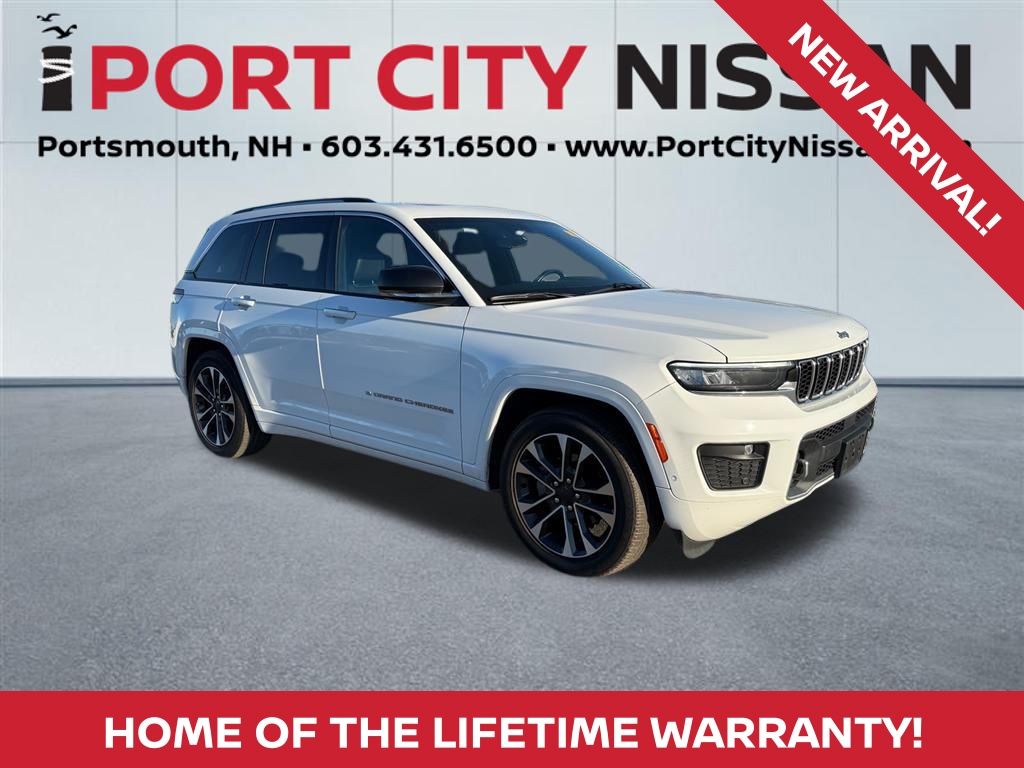 2022 Jeep Grand Cherokee Overland's photo