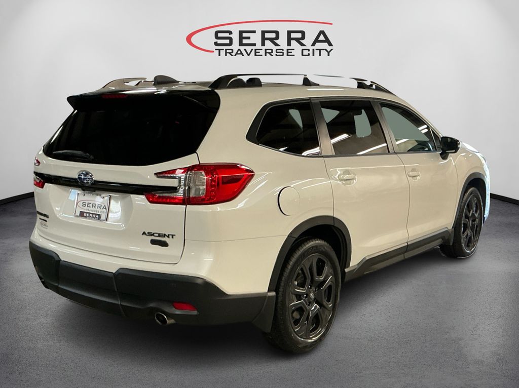 2023 Subaru Ascent Onyx Edition photo 2