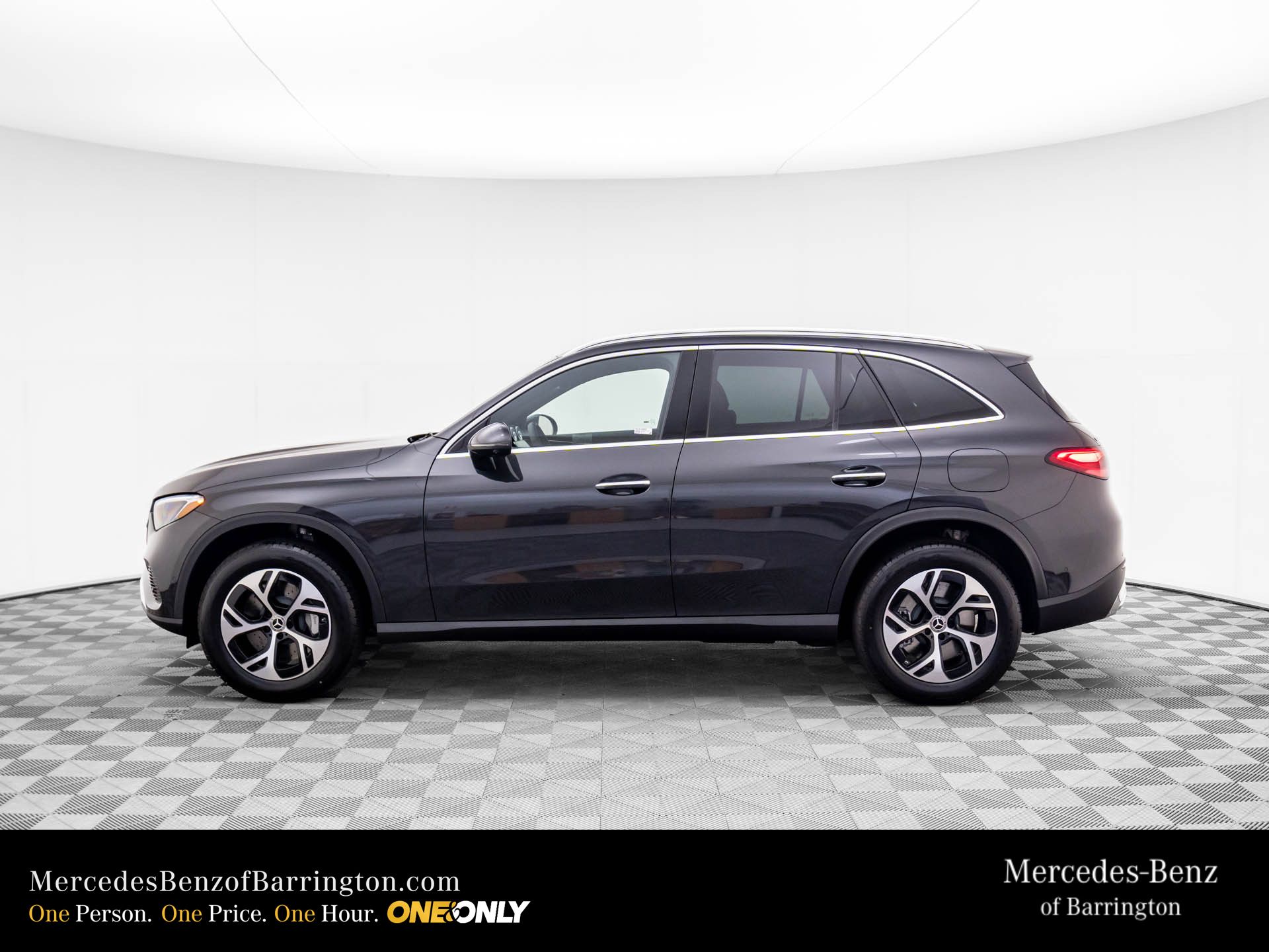 2026 Mercedes Benz GLC 350e 4MATIC photo 2