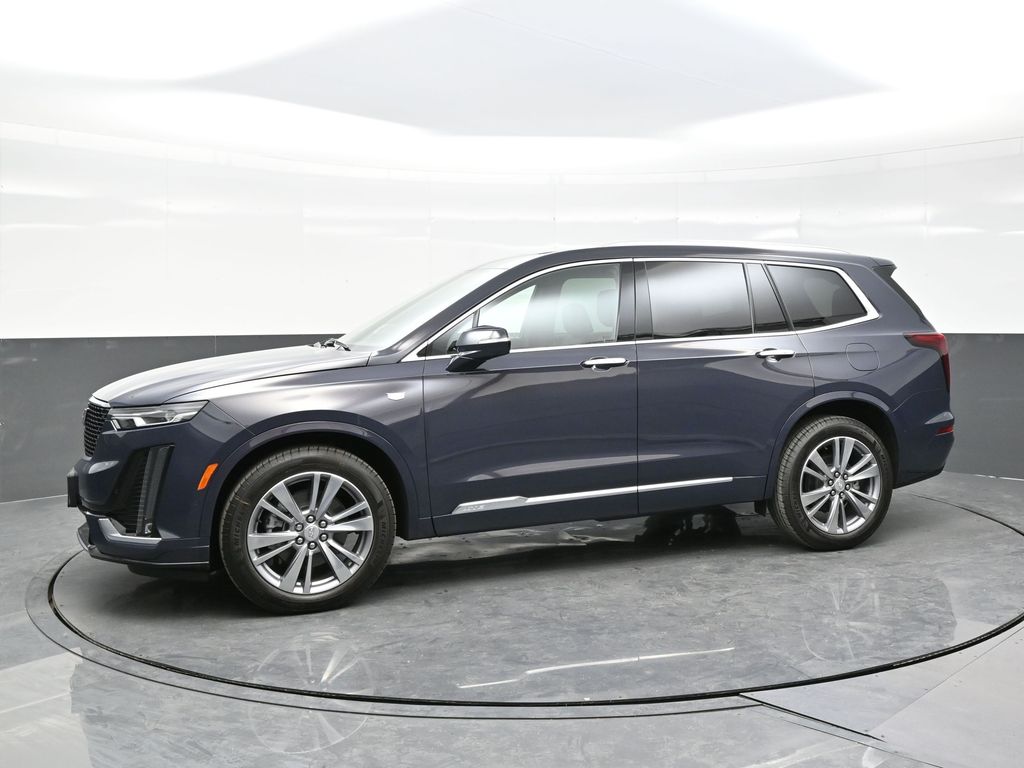 2025 Cadillac XT6 Premium Luxury photo 2