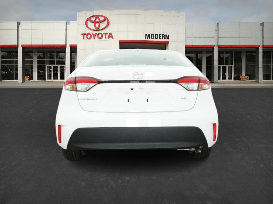 2025 Toyota Corolla LE photo 17